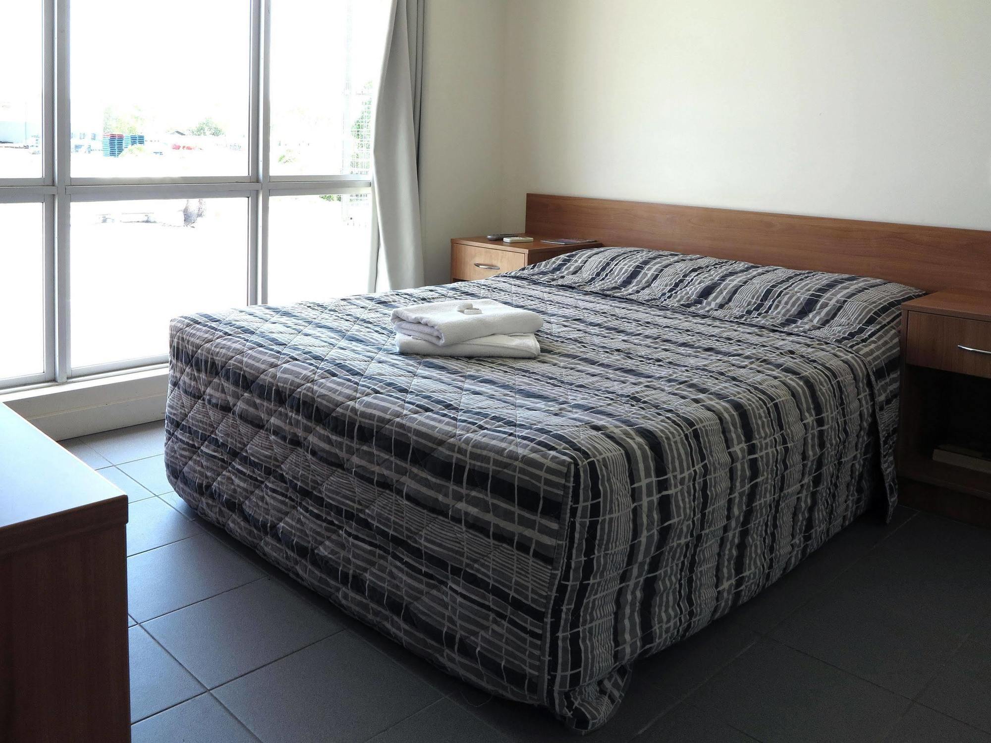 Upper Ross Hotel Townsville Esterno foto